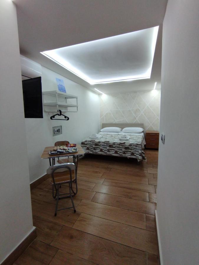 나폴리 Casa Nina- Camera Ischia 아파트 외부 사진