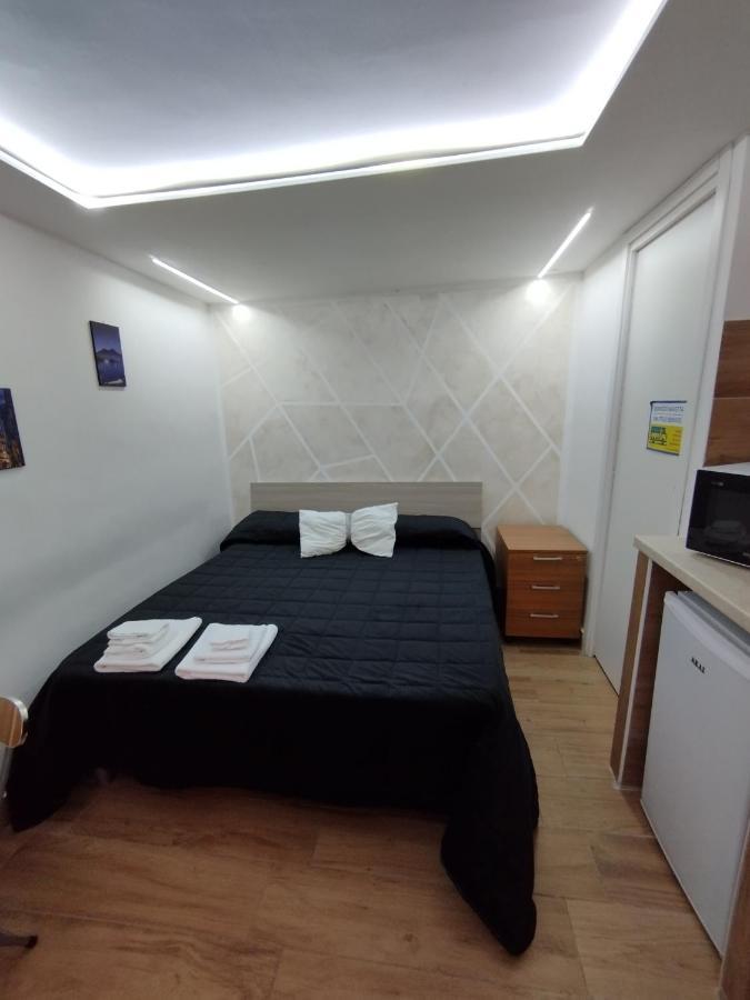 나폴리 Casa Nina- Camera Ischia 아파트 외부 사진